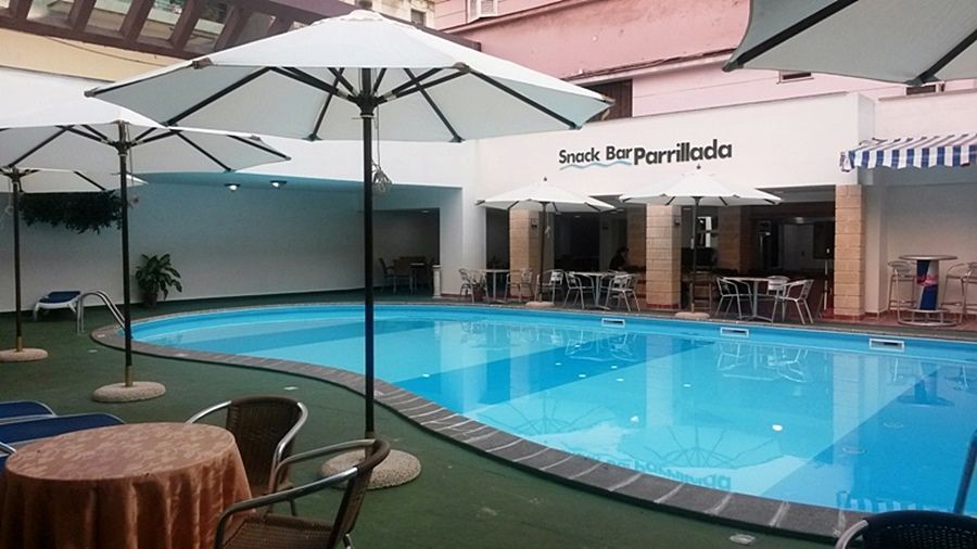 Hotel Vedado ハバナ エクステリア 写真