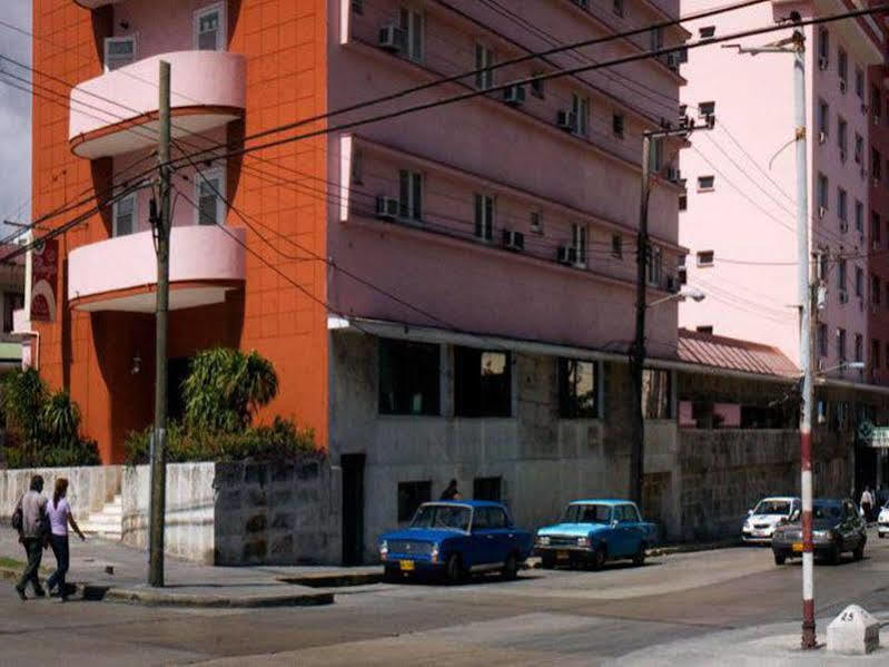 Hotel Vedado ハバナ エクステリア 写真