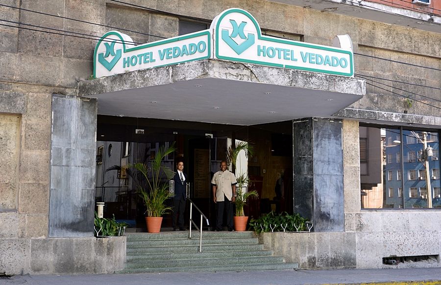 Hotel Vedado ハバナ エクステリア 写真