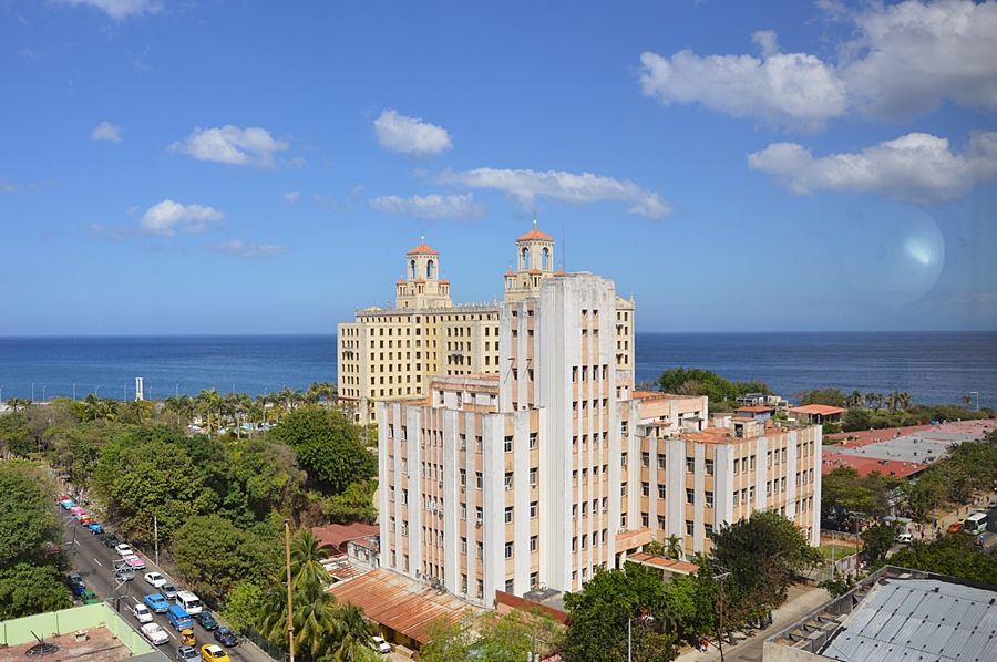 Hotel Vedado ハバナ エクステリア 写真